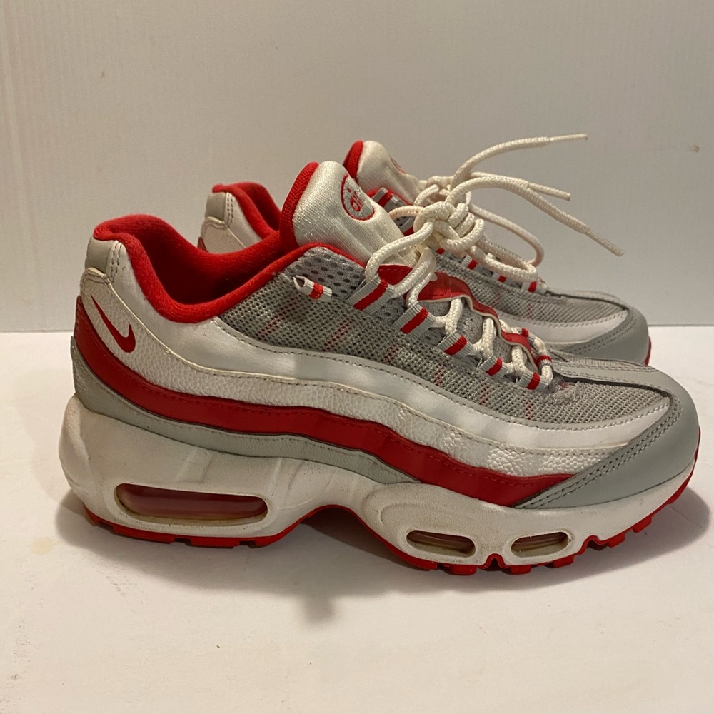 Nike Air Max 95 Red and White Sneakers
